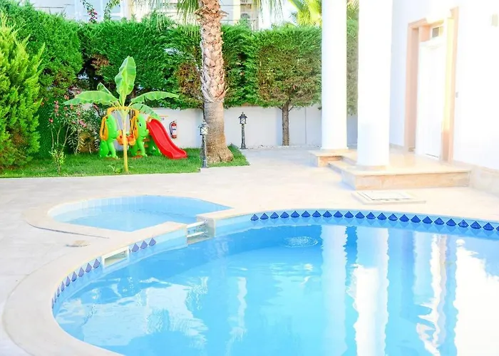 Private With Pool Near The Βίλα *
