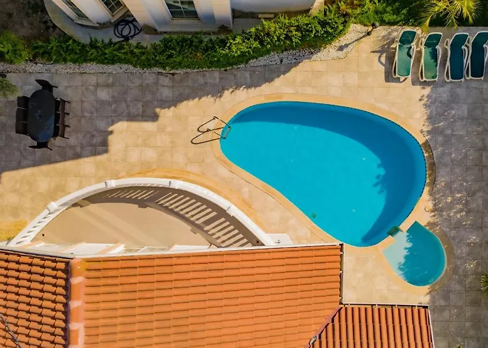 Private With Pool Near The Belek
