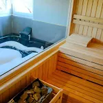 Villa Private With Pool Near The